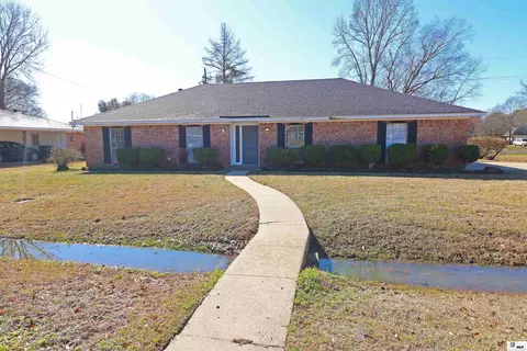 2800 Anita Ln, Monroe, LA 71201
