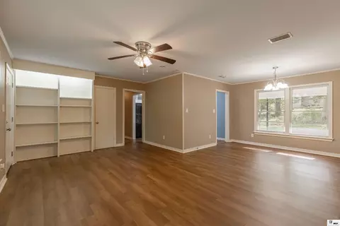 Living - 1604 Valley Dr, Ruston, LA 71270 photo 4 of 7