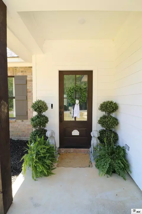 Exterior - 1760 Moores Dairy Rd, Ruston, LA 71270 photo 4 of 4
