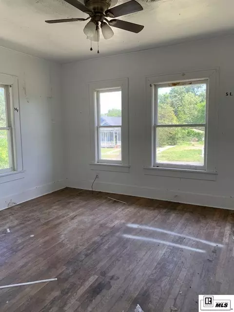 Bedroom - 1206 St John St, Monroe, LA 71202 photo 1 of 2