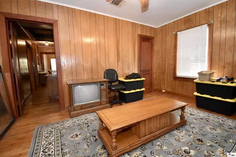 Living - 902 S Farmerville St, Ruston, LA 71270 photo 2 of 2