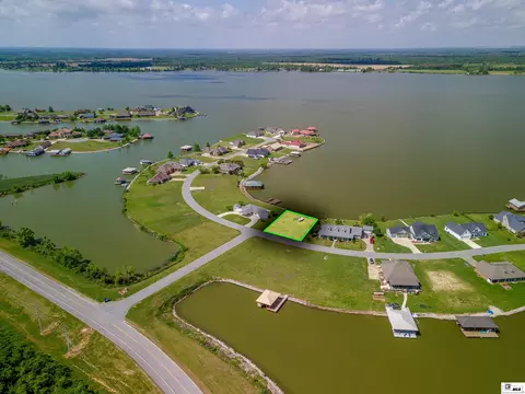 127 Apache Trl, Delhi, LA 71232