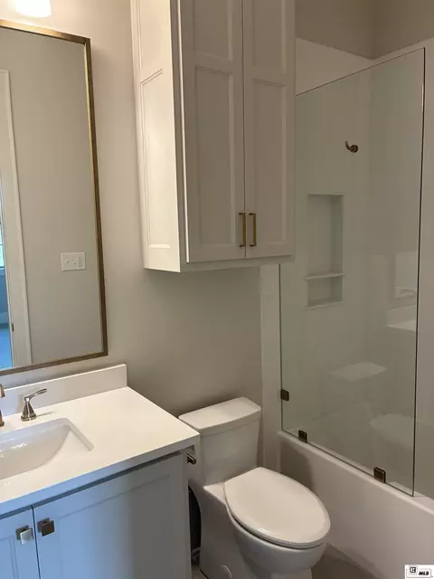 Bath - 204 Keeneland Ct, Choudrant, LA 71227 photo 4 of 5