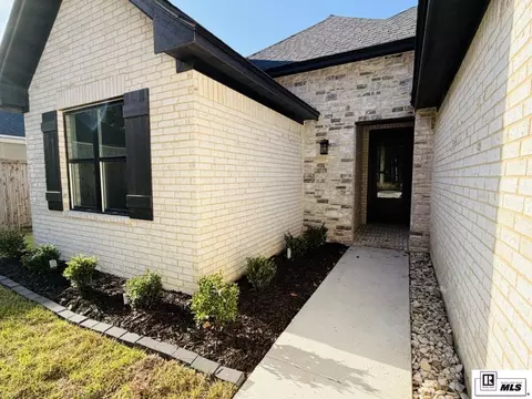 Exterior - 415 E Kentucky Ave, Ruston, LA 71270 photo 2 of 4