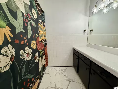 Bath - 1144 Tousley Dr, Olla, LA 71465 photo 4 of 5