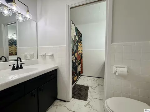 Bath - 1144 Tousley Dr, Olla, LA 71465 photo 3 of 5