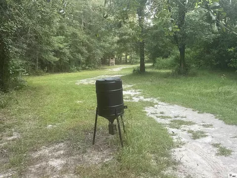 Exterior - 1685 Highway 80, Calhoun, LA 71225 photo 5 of 7
