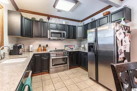 Kitchen - 1685 Highway 80, Calhoun, LA 71225 photo 4 of 4