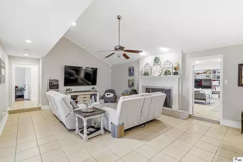 Living - 2215 Valencia St, Monroe, LA 71201 photo 3 of 3