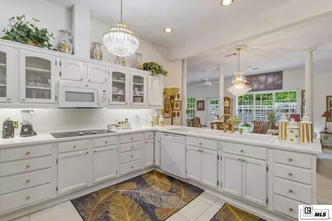 Kitchen - 791 Highway 3074, Ruston, LA 71270 photo 2 of 3