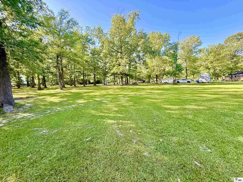 8553 Beechwood Dr, Olla, LA 71465