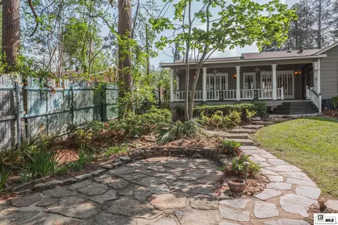 Exterior - 3409 Loop Rd, Monroe, LA 71201 photo 4 of 6