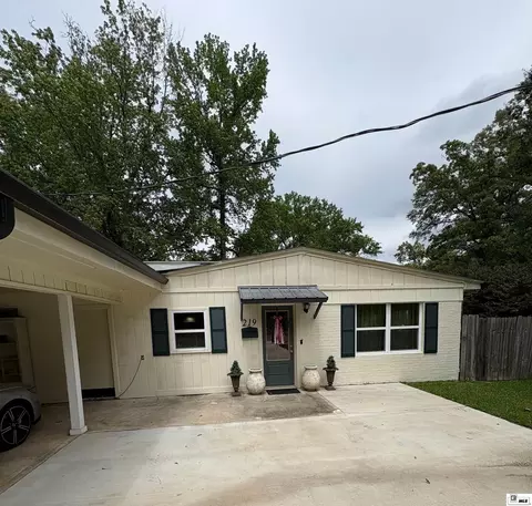 219 Pinecrest Dr, Ruston, LA 71270