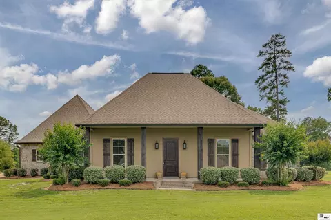 202 Pinehurst Cir, Calhoun, LA 71225