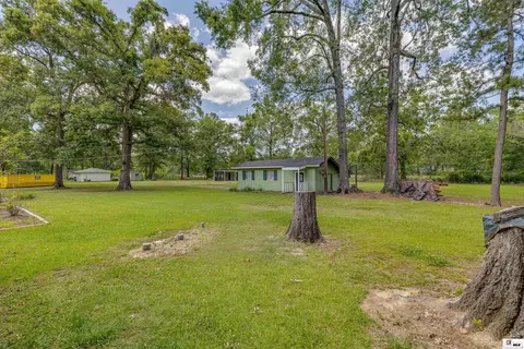 Exterior - 602 Rowland Dr, Monroe, LA 71203 photo 3 of 9