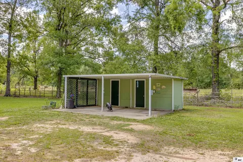 Exterior - 602 Rowland Dr, Monroe, LA 71203 photo 7 of 9