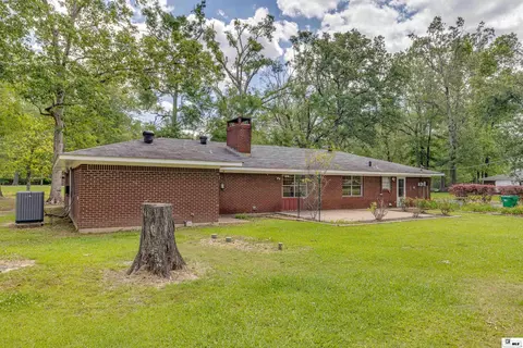 Exterior - 602 Rowland Dr, Monroe, LA 71203 photo 4 of 9