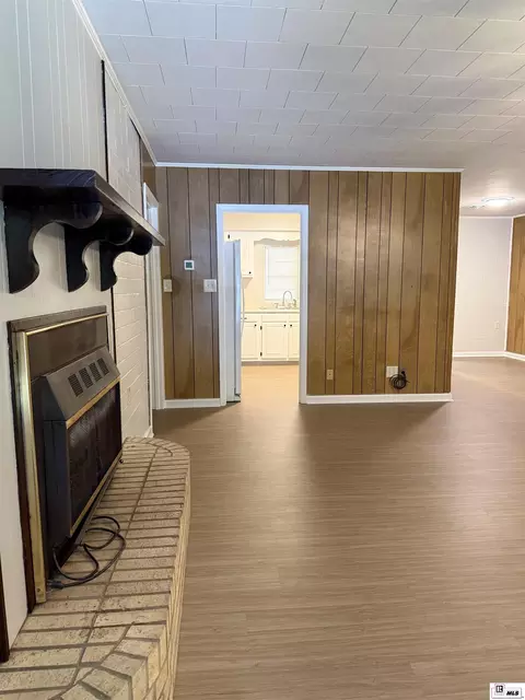 Living - 194 Weeks Rd, Quitman, LA 71268 photo 1 of 6