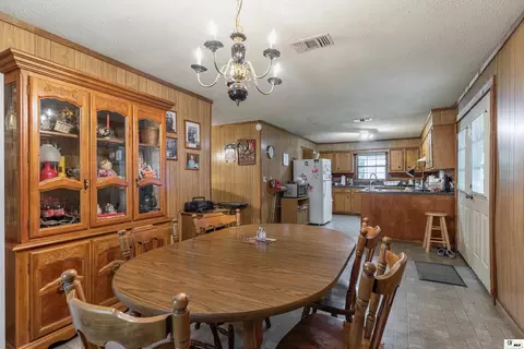 Dining - 8780 Highway 146, Ruston, LA 71270 photo 2 of 4