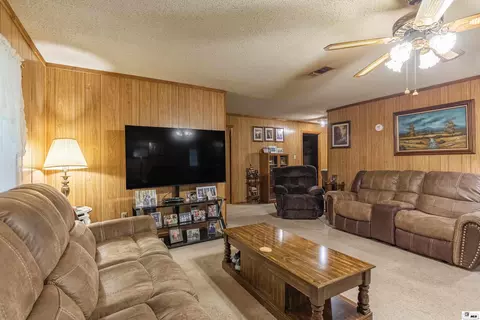 Living - 8780 Highway 146, Ruston, LA 71270 photo 2 of 3