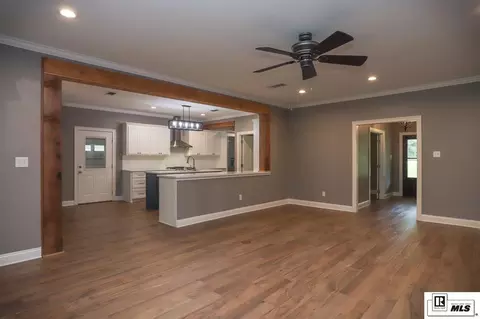 Living - 263 Jill Loop, Ruston, LA 71270 photo 4 of 5
