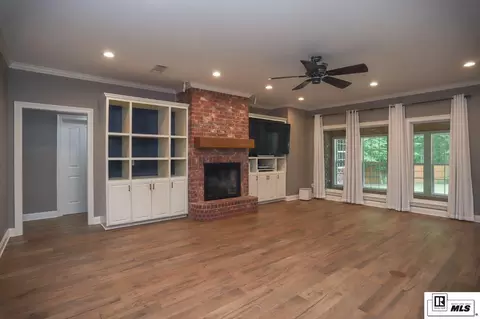 Living - 263 Jill Loop, Ruston, LA 71270 photo 2 of 5