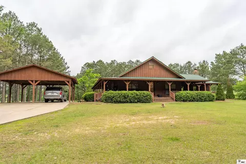 818 Raymond Odom Rd, Farmerville, LA 71241