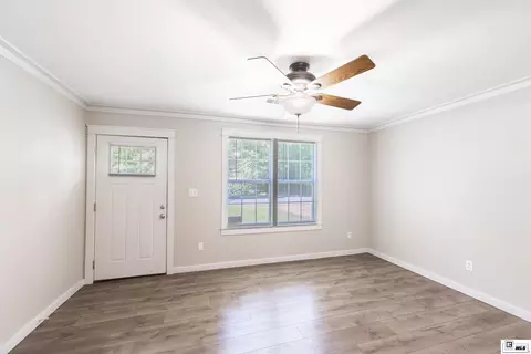 Living - 110 Fairview St, Bastrop, LA 71220 photo 2 of 2