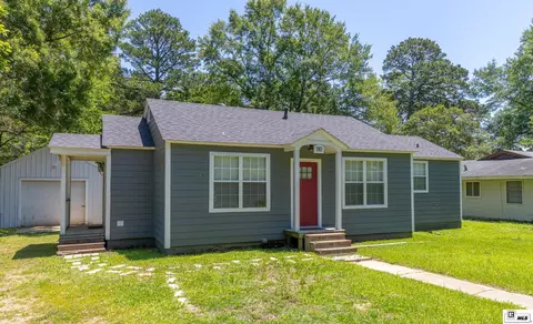 Exterior - 110 Fairview St, Bastrop, LA 71220 photo 2 of 6