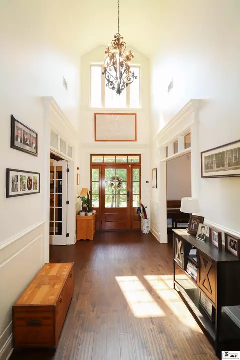 Entry Way - 261 Valley View Dr, Ruston, LA 71270 photo 6 of 8