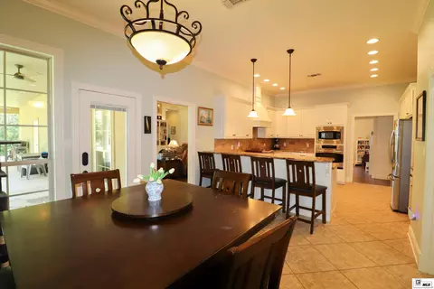 Dining - 261 Valley View Dr, Ruston, LA 71270 photo 2 of 3