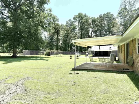 Exterior - 213 Lilinda Dr, Ruston, LA 71270 photo 5 of 6