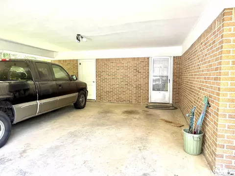 Exterior - 213 Lilinda Dr, Ruston, LA 71270 photo 3 of 6