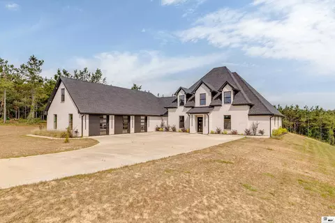 242 Rhett Rd, Calhoun, LA 71225