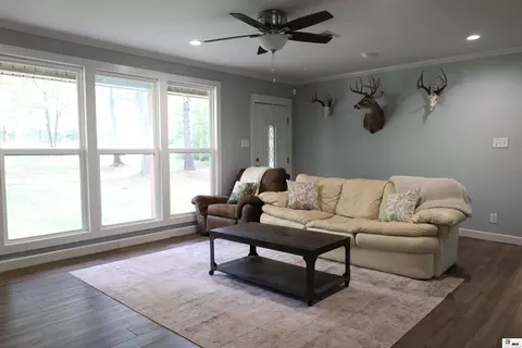 Living - 601 Tennessee Ave, Ruston, LA 71270 photo 1 of 2