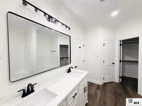 Bath - 142 Goodgoin Rd, Ruston, LA 71270 photo 1 of 4