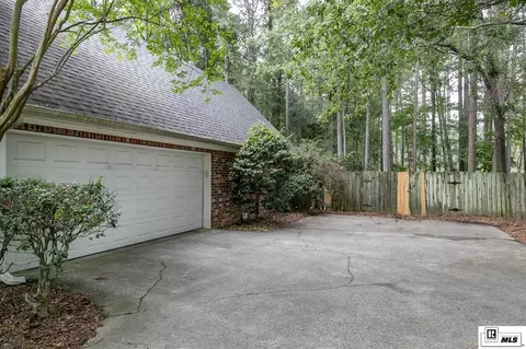 Exterior - 111 Stones Throw Rd, Ruston, LA 71270 photo 6 of 16