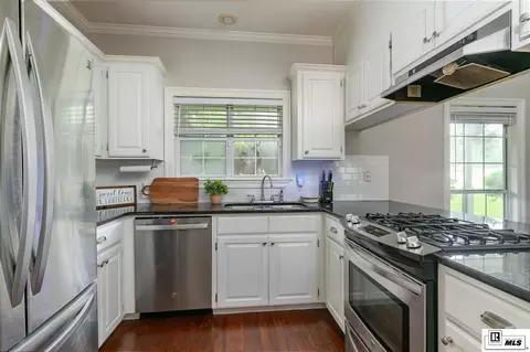 Kitchen - 111 Stones Throw Rd, Ruston, LA 71270 photo 2 of 3