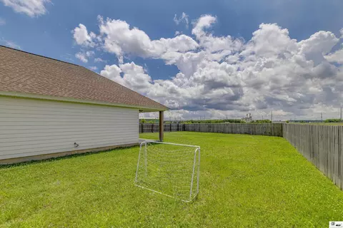136 Le Mans Loop, Sterlington, LA 71280