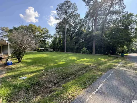 3712 Rapides St, Monroe, LA 71203 photo 2