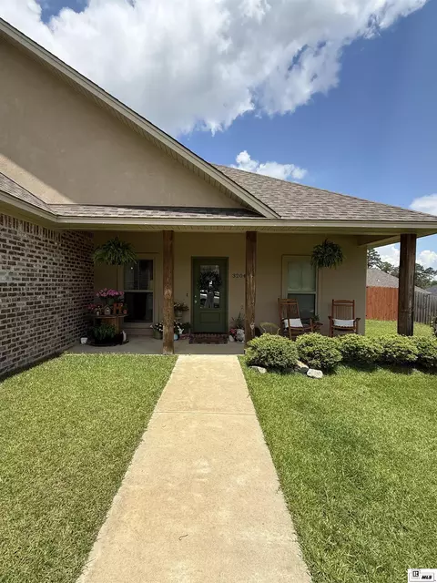 Exterior - 3204 Leyland Dr, Ruston, LA 71270 photo 2 of 3