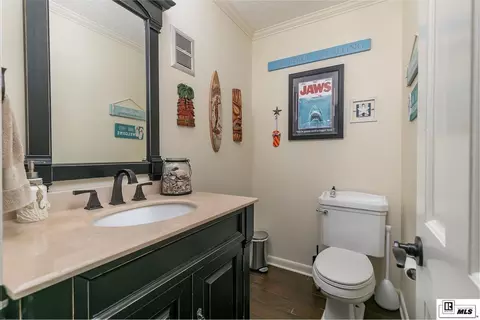 Bath - 1605 Quail Ln, Ruston, LA 71270 photo 1 of 5