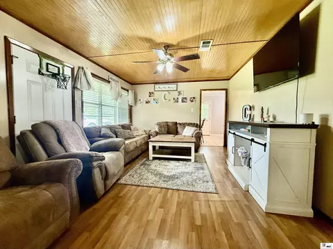 Living - 414 Kelly Loop Rd, Epps, LA 71237 photo 2 of 2