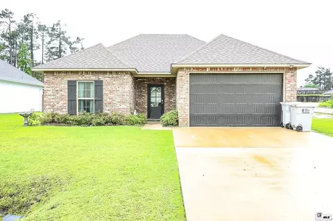 300 Yellow Pine Dr, Calhoun, LA 71225