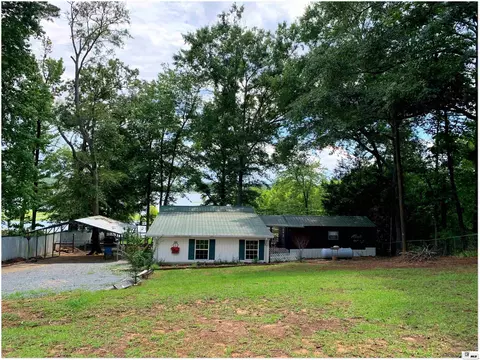 572 Masonic Rd, Farmerville, LA 71241