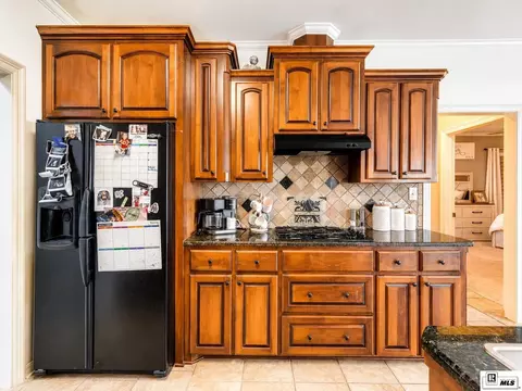 Kitchen - 121 Medalist St, Monroe, LA 71203 photo 3 of 5