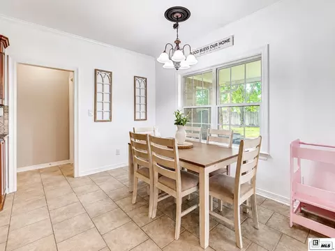 Dining - 121 Medalist St, Monroe, LA 71203 photo 1 of 1