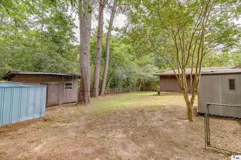 Exterior - 1800 Bittersweet Ave, Ruston, LA 71270 photo 4 of 6