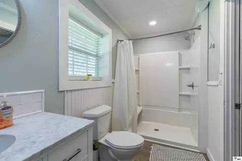 Bath - 3163 Highway 33, Ruston, LA 71270 photo 5 of 5