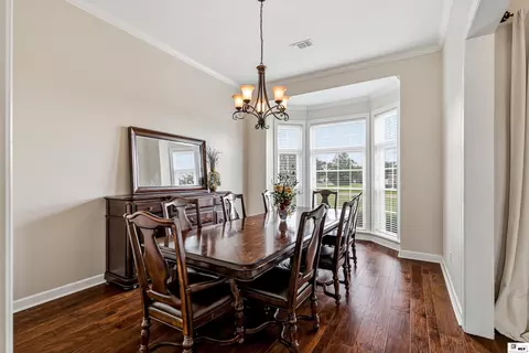 Dining - 100 E Bend Pl, Monroe, LA 71201 photo 1 of 1